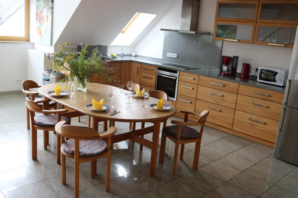 Apartment Dachgalerie 110 M2 Munich Exterior photo